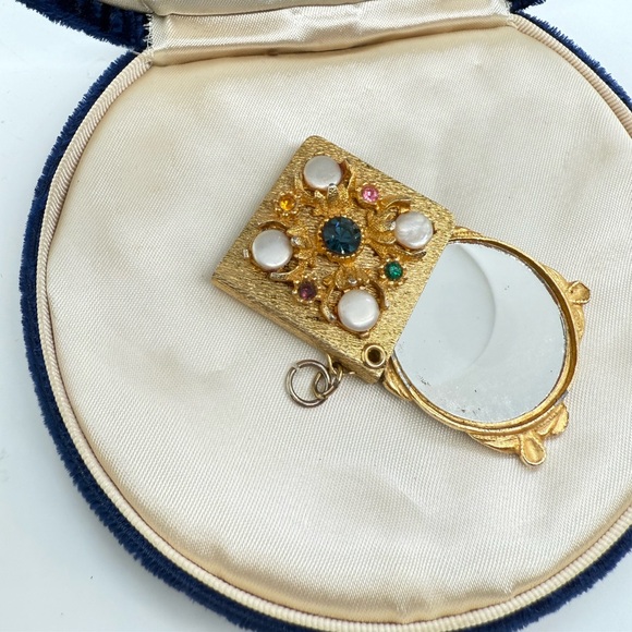Vintage Ornate Mirror Bejeweled Pendant - Picture 12 of 12